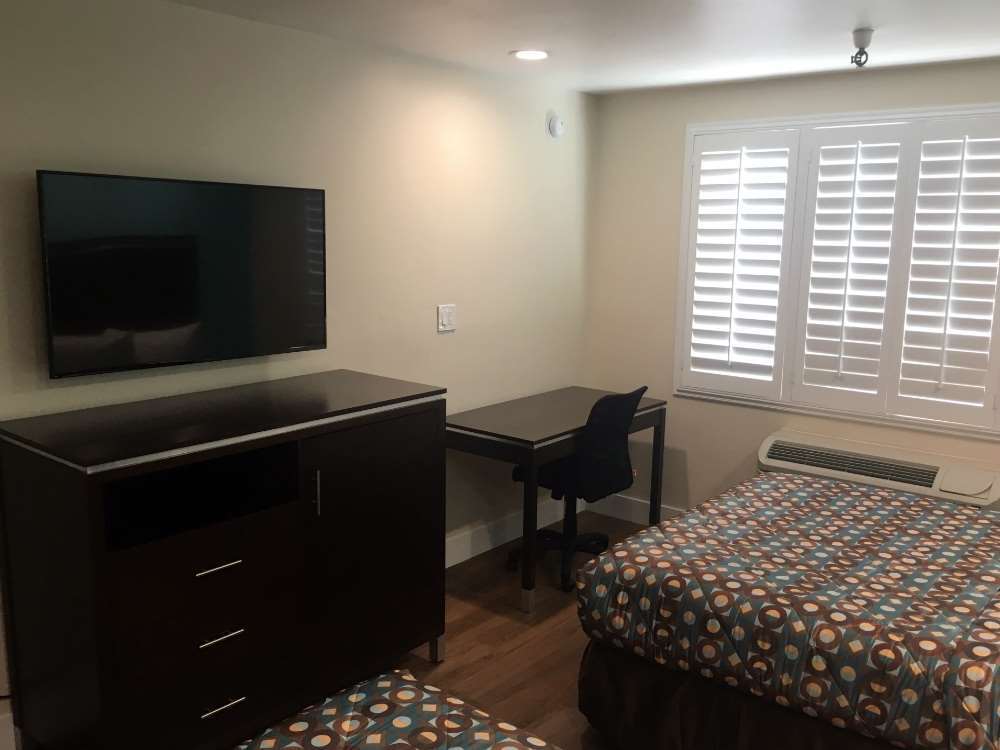 Vagabond Inn Executive - Bakersfield Downtowner Номер фото