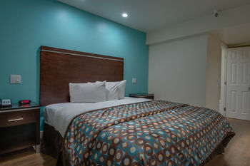 Vagabond Inn Executive - Bakersfield Downtowner Экстерьер фото