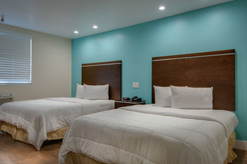 Vagabond Inn Executive - Bakersfield Downtowner Экстерьер фото