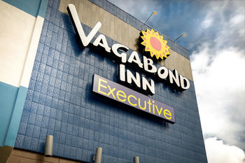 Vagabond Inn Executive - Bakersfield Downtowner Экстерьер фото